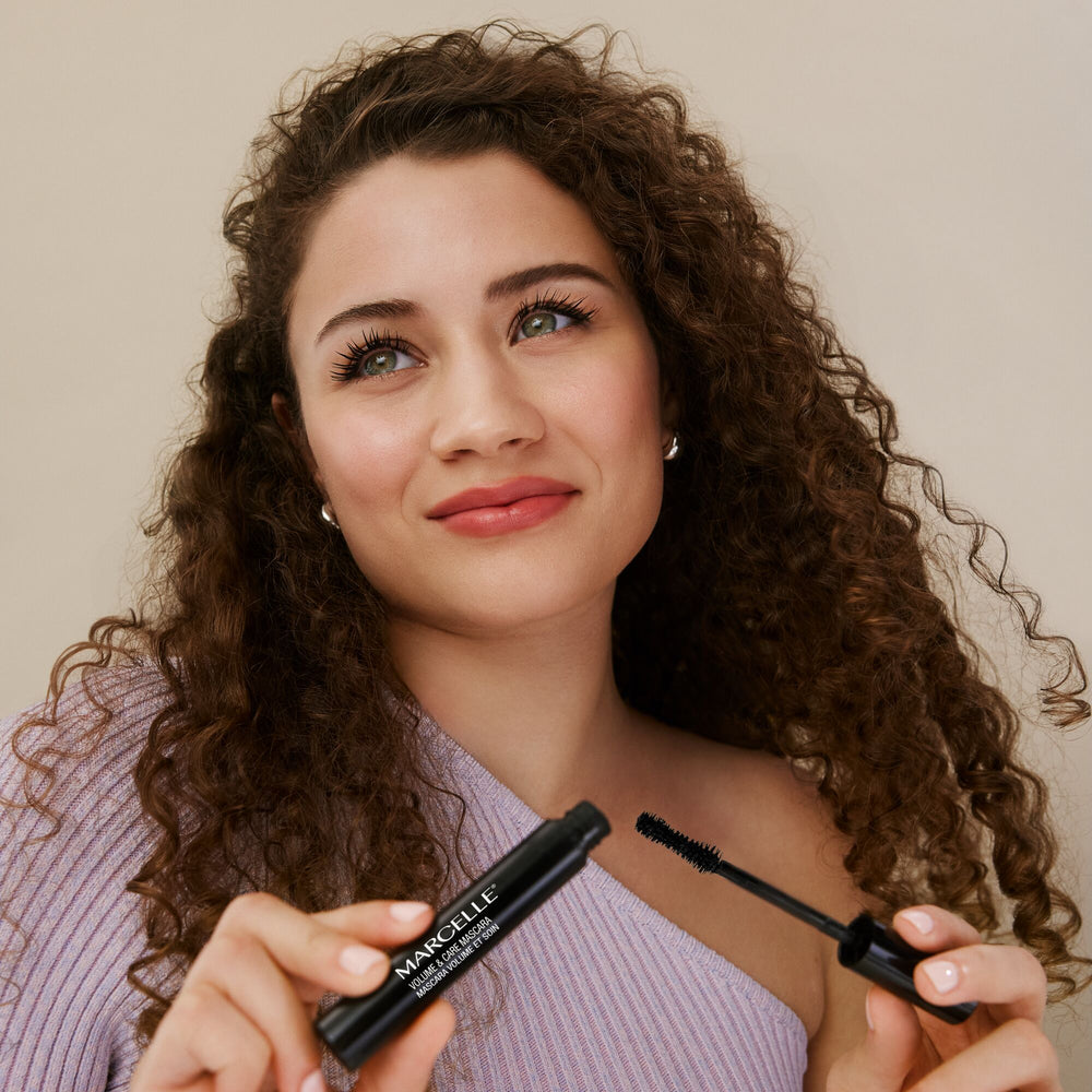 Mascara volume et soins Lash Loving