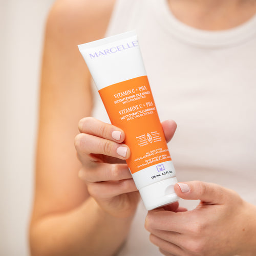 Vitamine C + PHA Nettoyant illuminant avec probiotiques